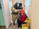 В детской библиотеке Оссоры – учения по пожарной безопасности!